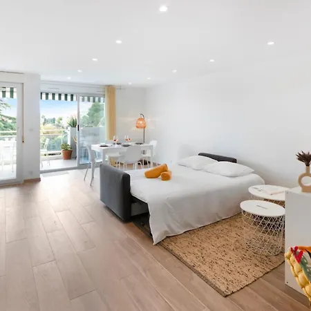 Apartment Le Radieux - Spacious - Bright - Car Park - Peaceful *