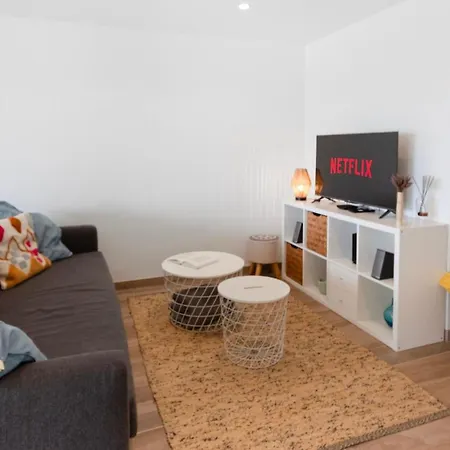 Apartment Le Radieux - Spacious - Bright - Car Park - Peaceful