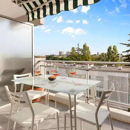 Le Radieux - Spacious - Bright - Car Park - Peaceful דירה