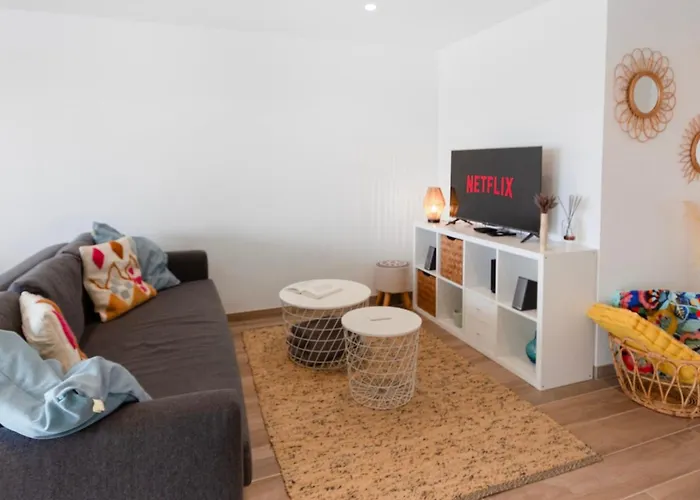 Apartment Le Radieux - Spacious - Bright - Car Park - Peaceful