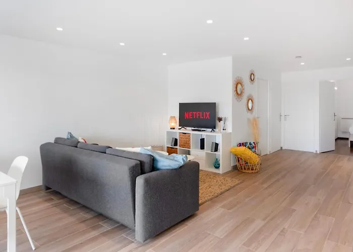 Apartment Le Radieux - Spacious - Bright - Car Park - Peaceful *