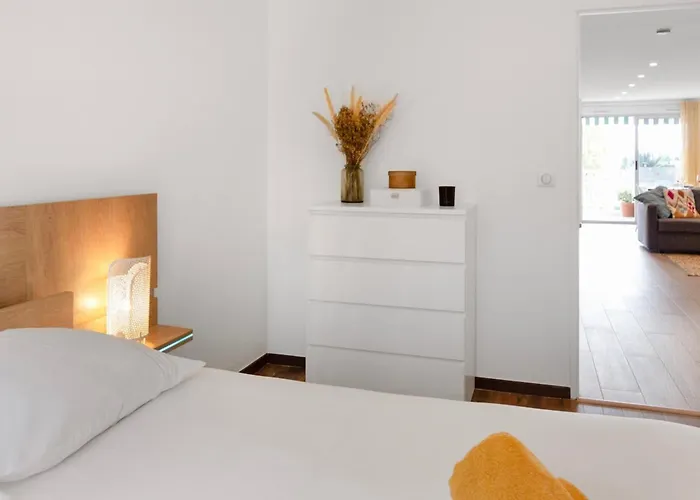 Le Radieux - Spacious - Bright - Car Park - Peaceful Apartment Antibes