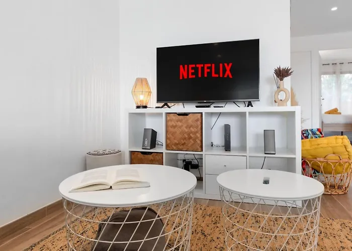 Le Radieux - Spacious - Bright - Car Park - Peaceful * Αντίμπ