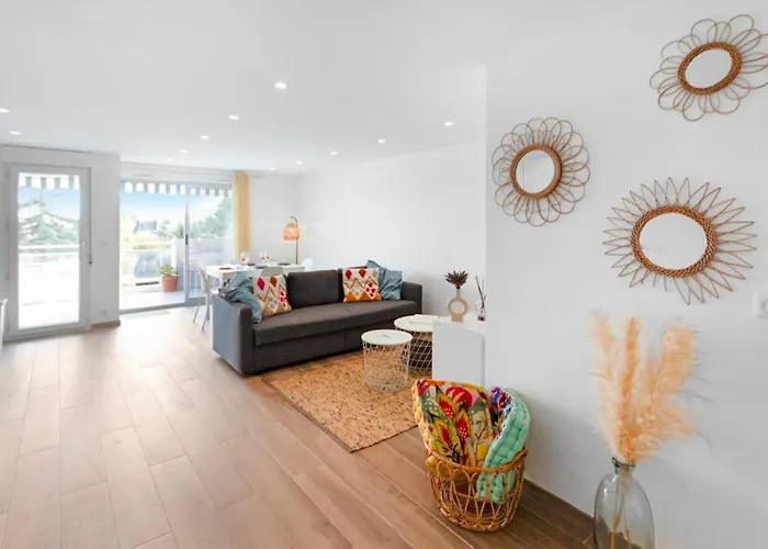 Διαμέρισμα Le Radieux - Spacious - Bright - Car Park - Peaceful